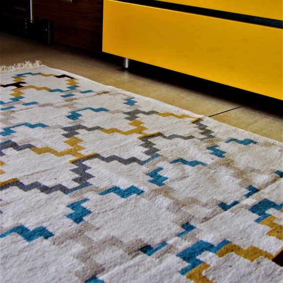 Reversible Turkish Accent Rug - 48" x 32" - Picture 4 of 5